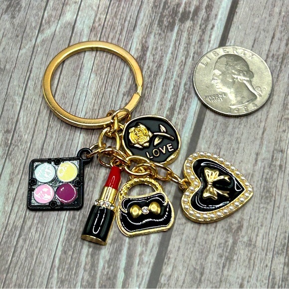 Gold and Black Charm Keychain - Picture 7 of 9
